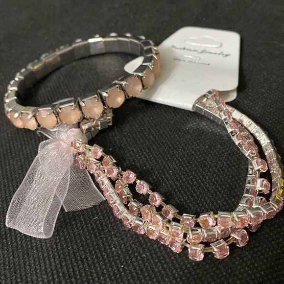 Vintage Set of 4 Pink Ice expandable bracelets - Picture 6 of 6